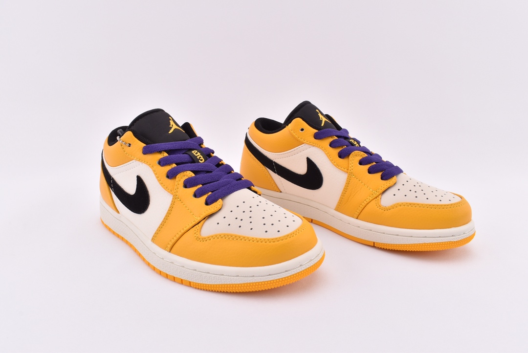 Jordan 1 Low Laser Orange (W) - vstockx