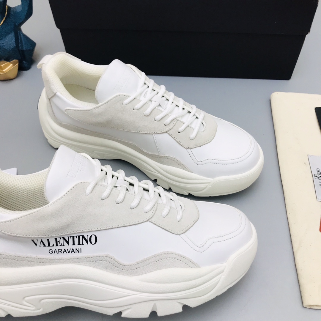 Valentino Garavani Gumboy low-top sneakers 23 - vstockx