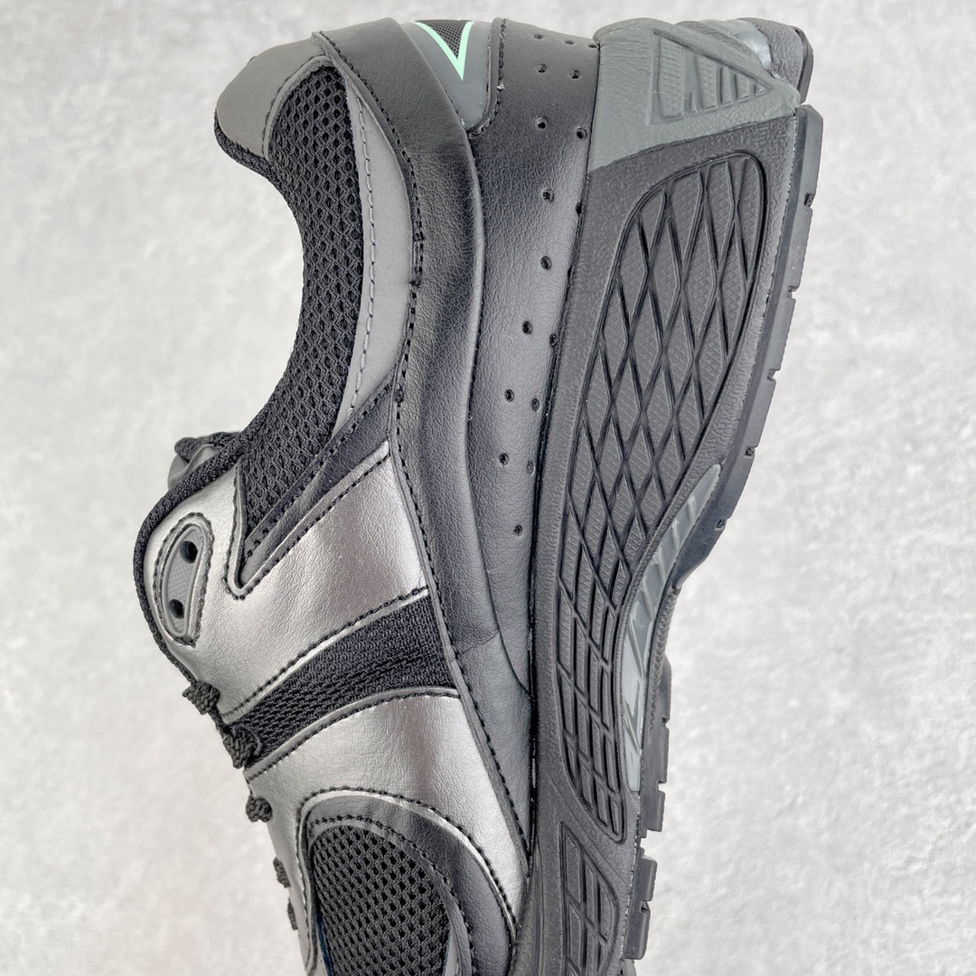 New Balance 2002R Black Silver Green - vstockx