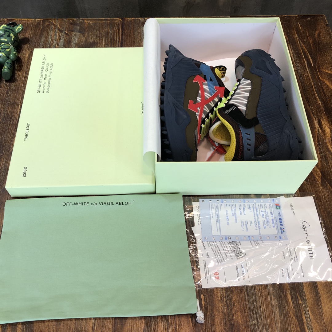 OFF-WHITE Odsy-1000 Blue Red FW19 - vstockx