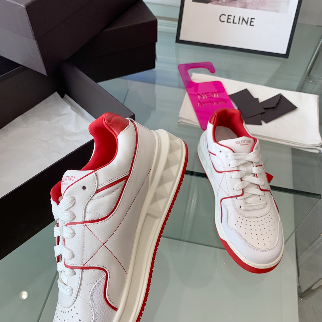 VALENTINO GARAVANI ONE STUD SNEAKER 5 - vstockx