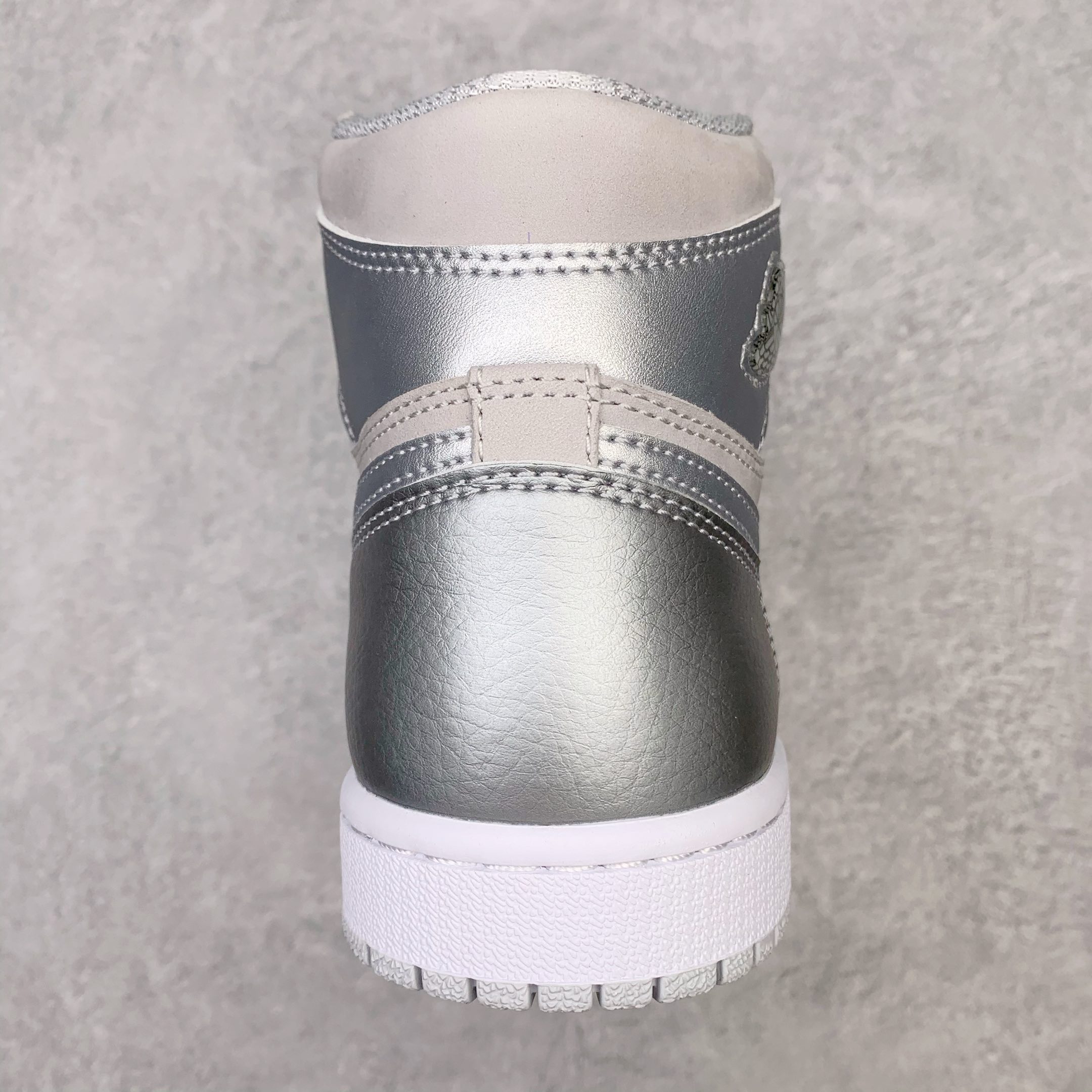 Jordan 1 Retro High CO Japan Neutral Grey - vstockx