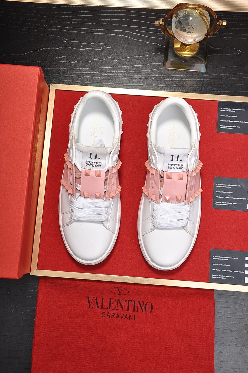 Valentino Garavani Rockstud Untitled calfskin sneaker 5 - vstockx