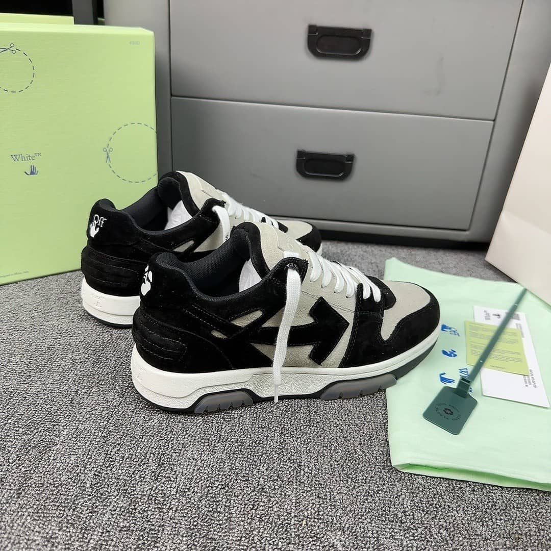 OFF-WHITE Out Of Office OOO Low Tops White Black White - vstockx
