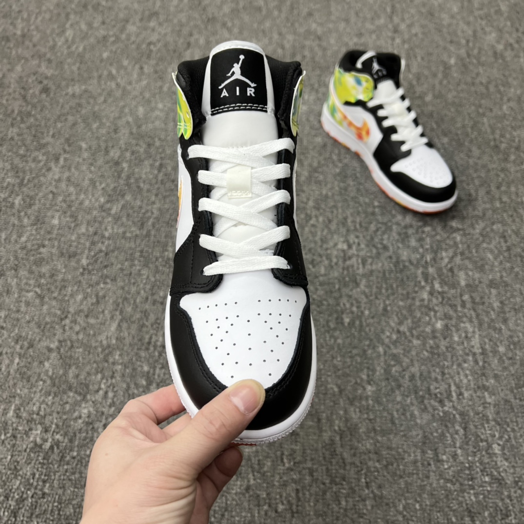 Jordan 1 Mid SE Slim Vortex (GS) - vstockx