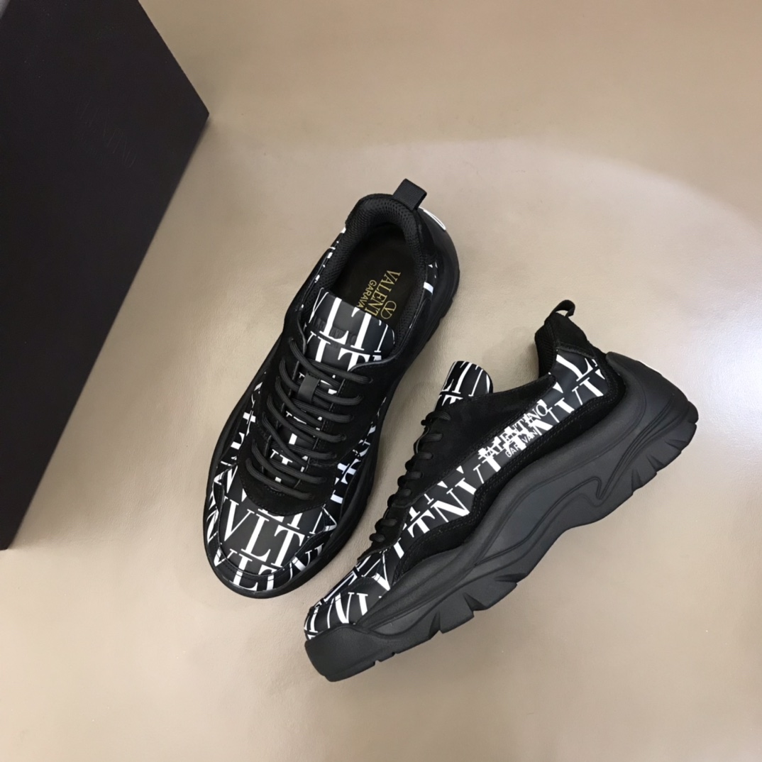 Valentino Garavani Gumboy low-top sneakers 13 - vstockx