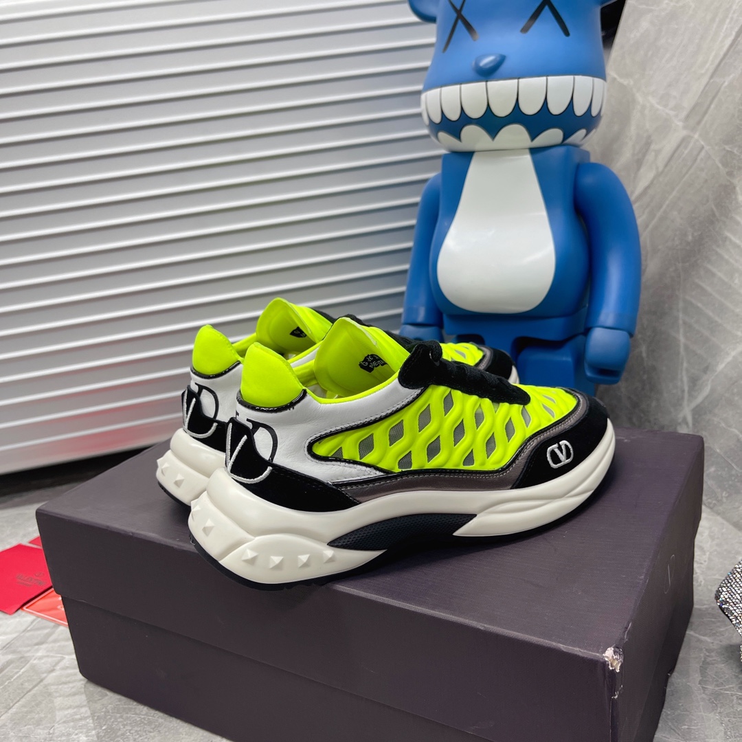 VALENTINO GARAVANI Ready Go Runner Sneaker 2 - vstockx