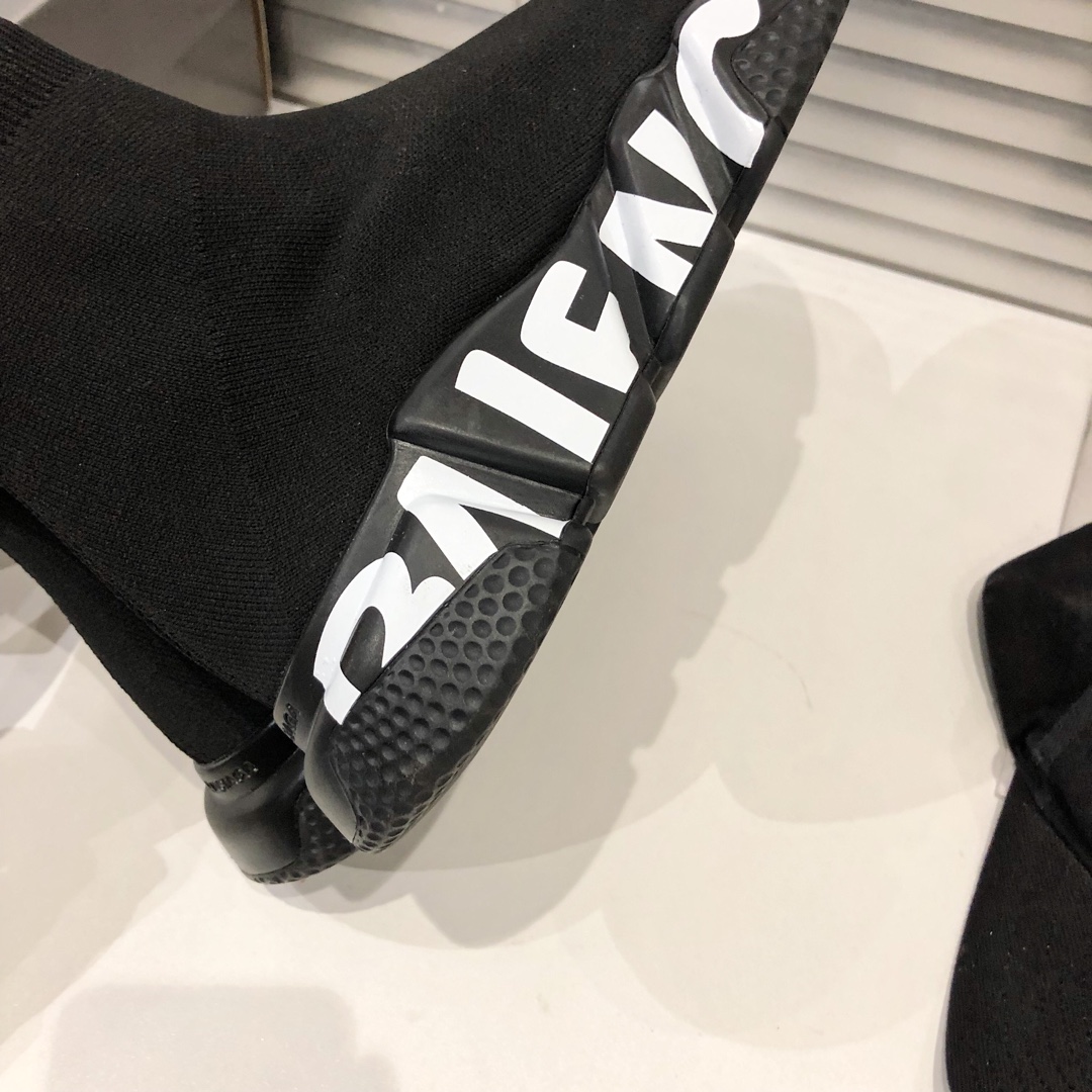 Balenciaga Speed Graffiti Trainers Black - vstockx