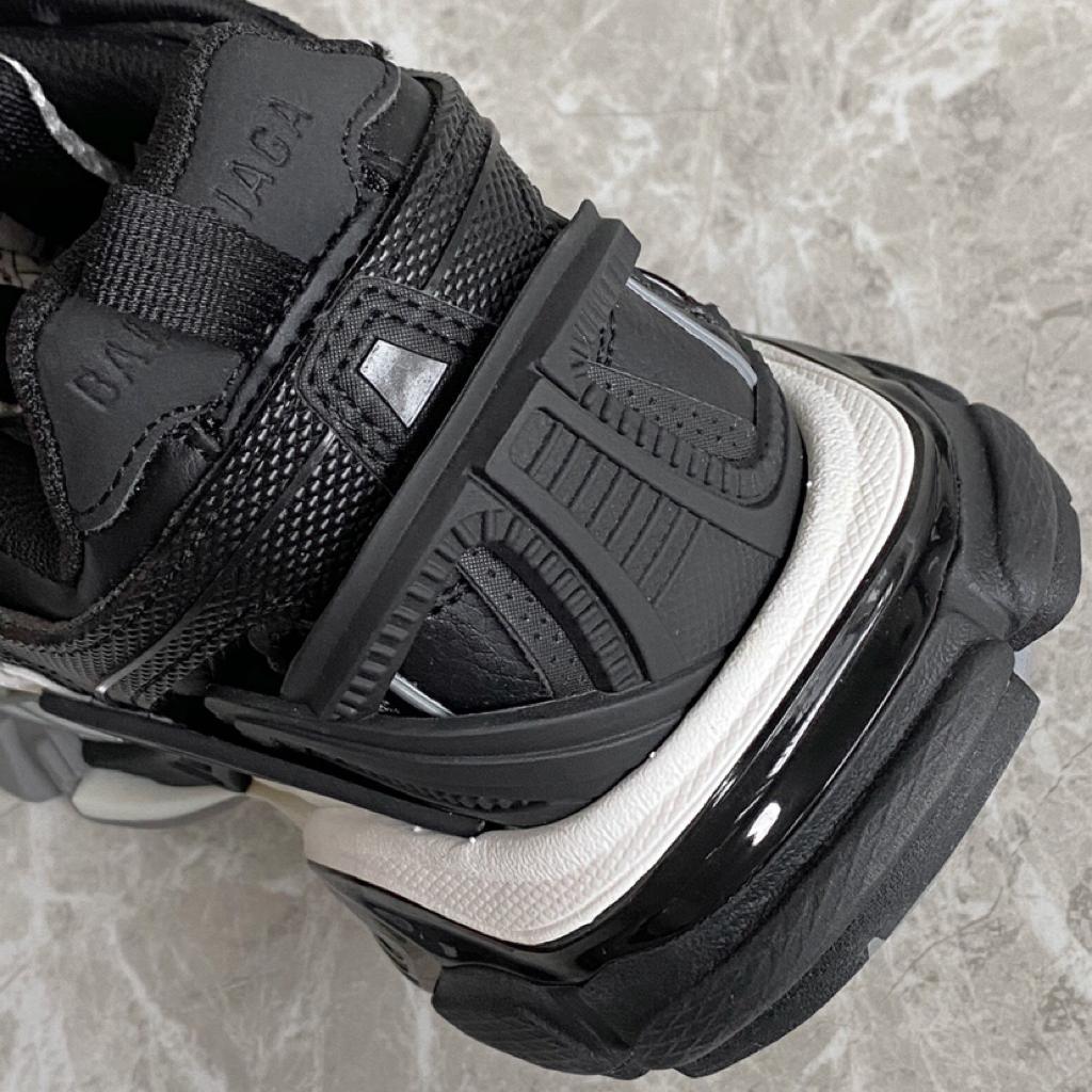Balenciaga Track.2 Black White - vstockx