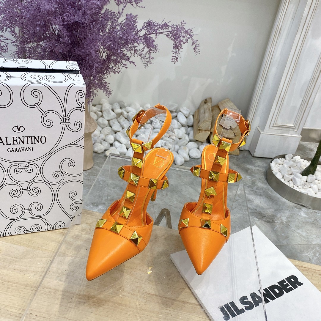 VALENTINO GARAVANI ROMAN STUD WOMEN 12 - vstockx