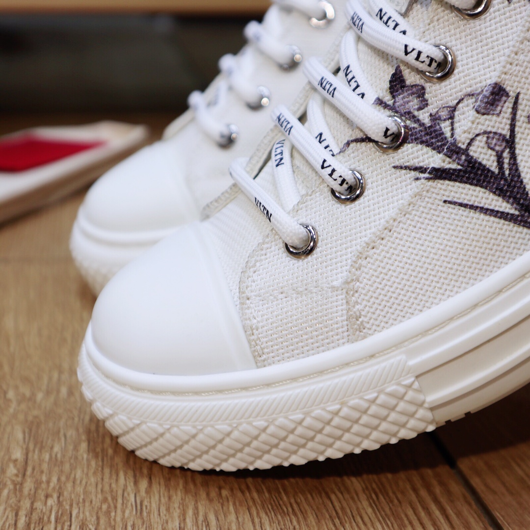 Valentino Garavani Giggies VLTN TIMES high-top sneakers 8 - vstockx