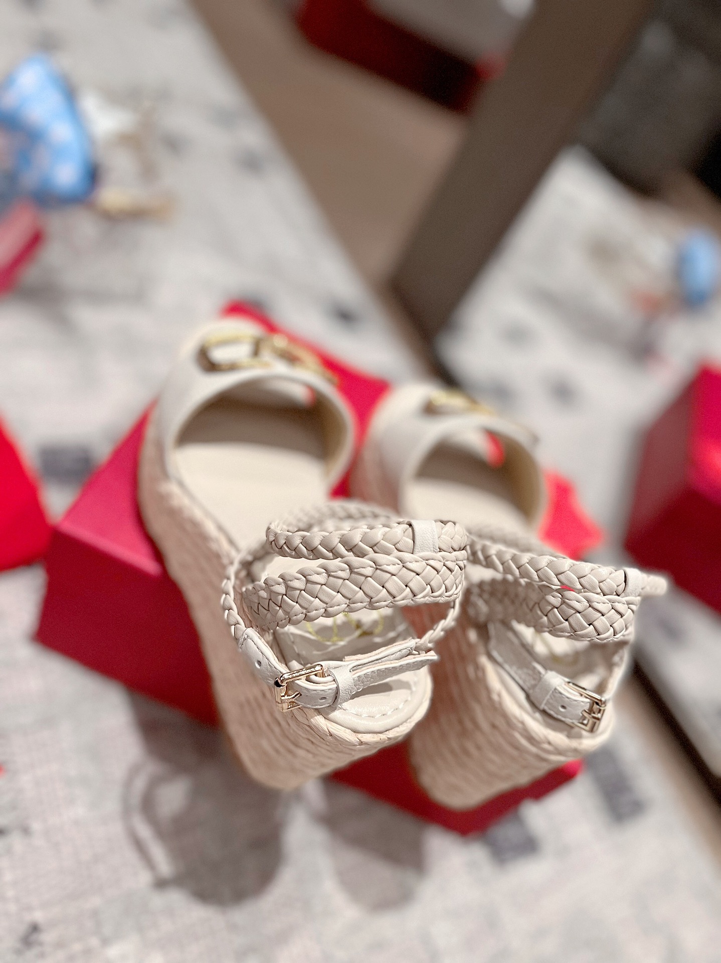 Valentino Garavani Rockstud Double Wedge Espadrilles WOMEN 13 - vstockx