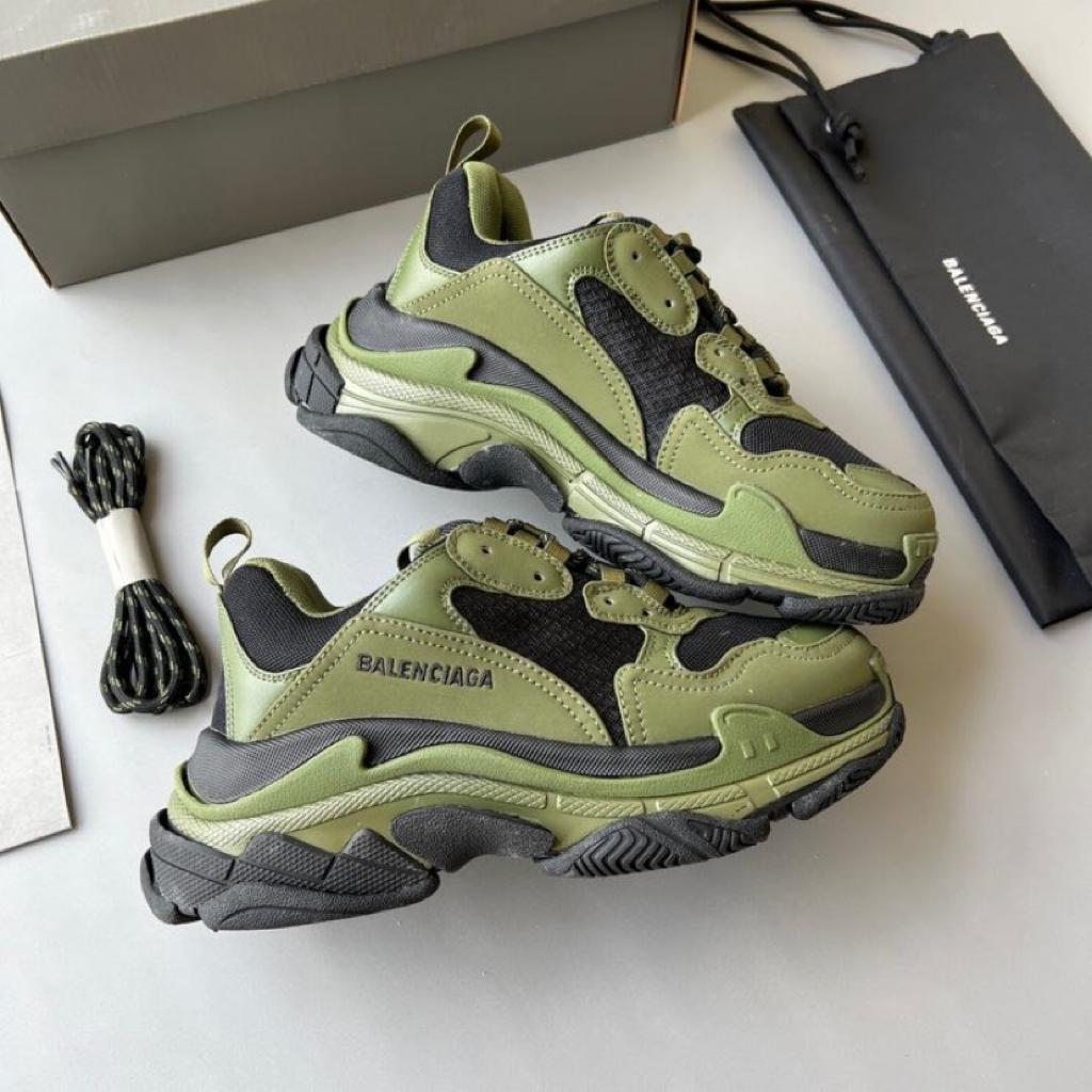 Balenciaga Triple S Dark Green Black - vstockx