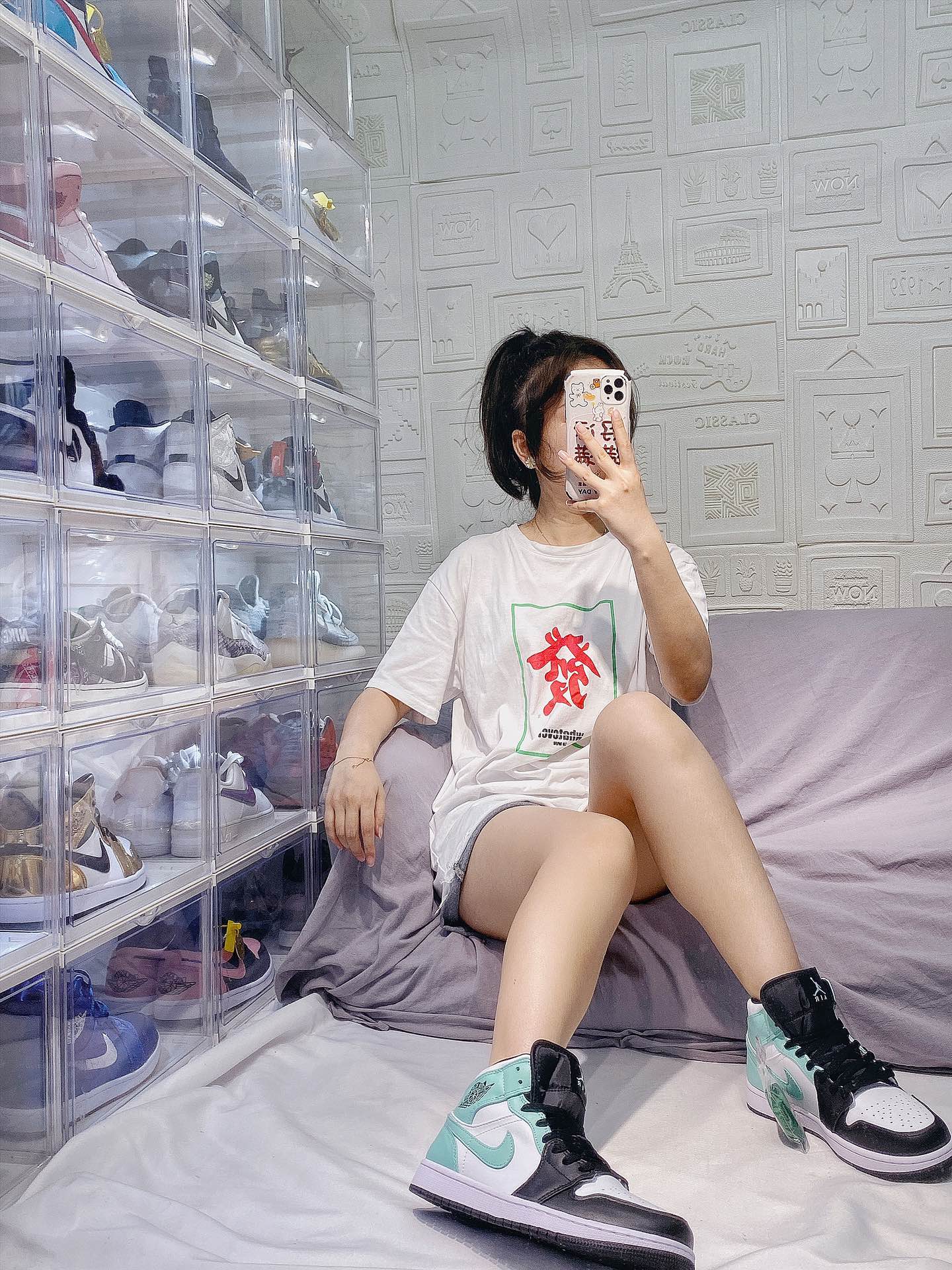 Jordan 1 Mid Tropical Twist Igloo - vstockx