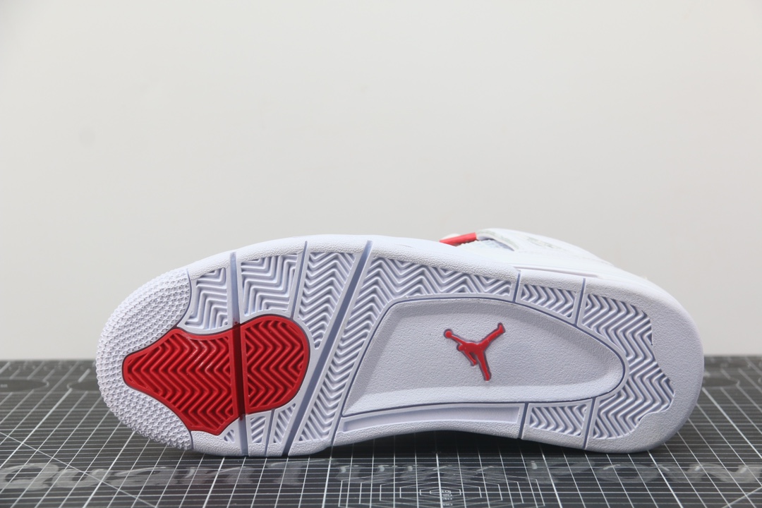 Jordan 4 Retro Metallic Red - vstockx