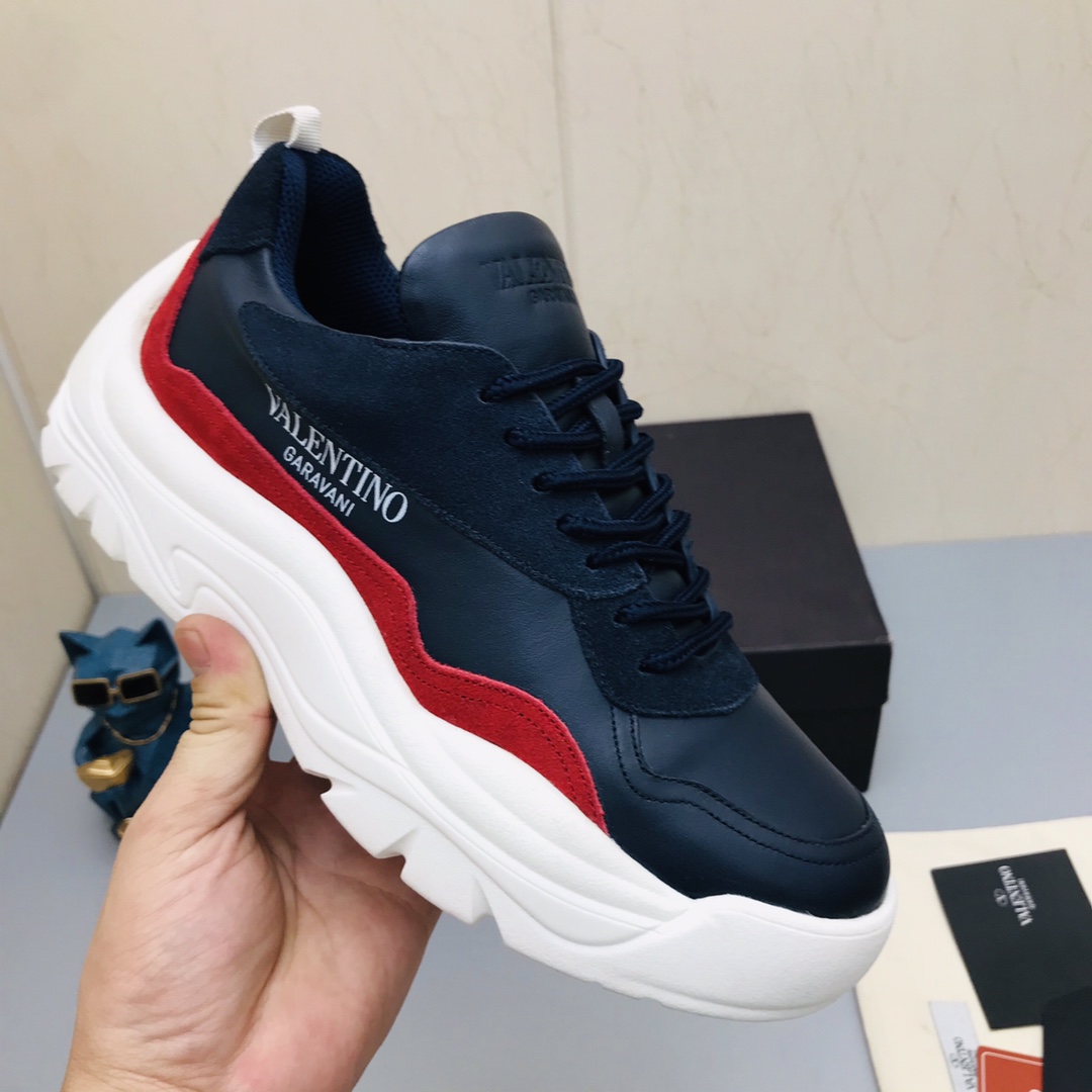 Valentino Garavani Gumboy low-top sneakers 16 - vstockx