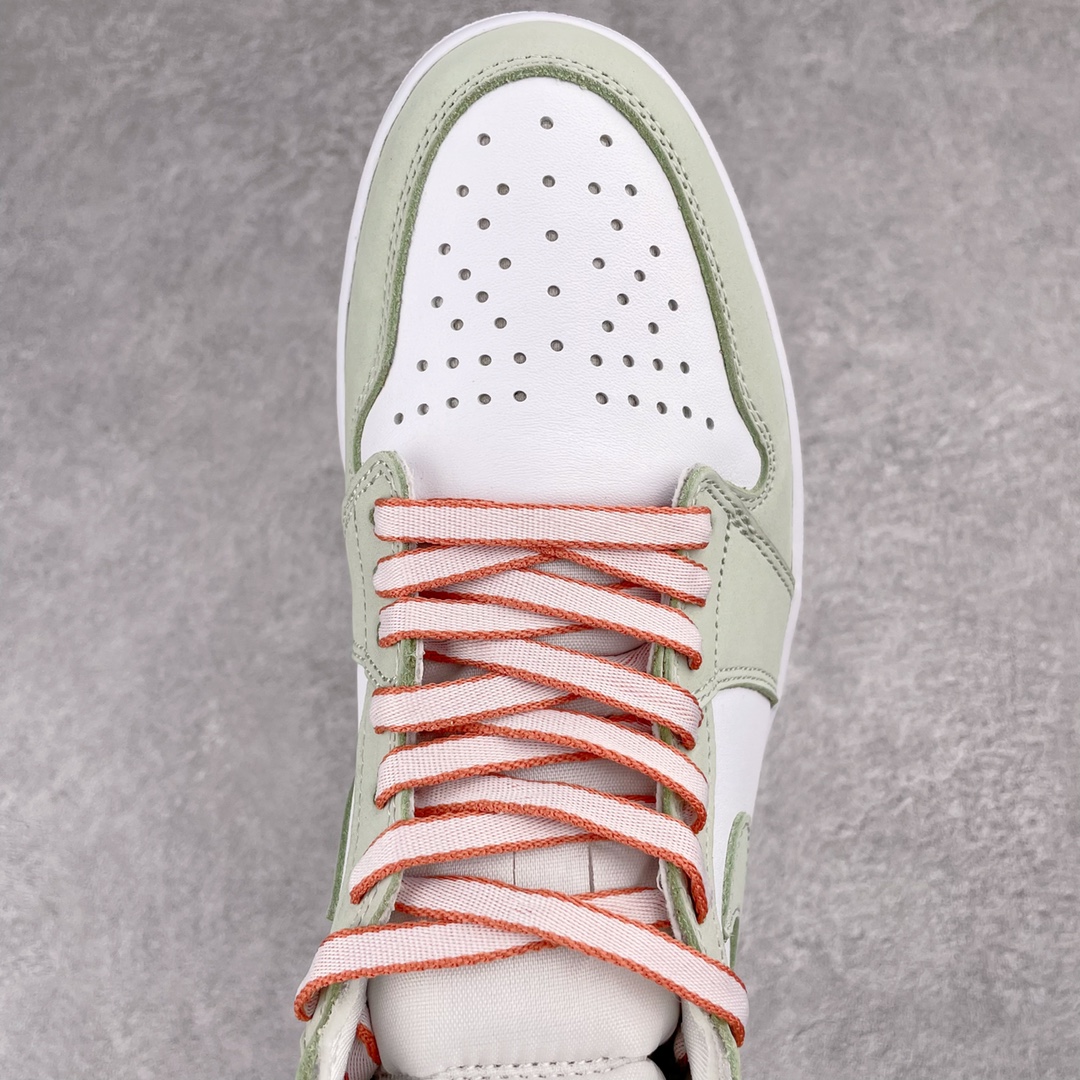 Jordan 1 Retro High OG Seafoam (W) - vstockx