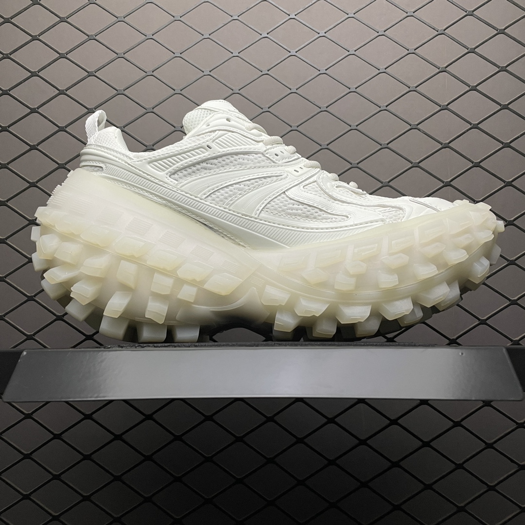 Balenciaga Defender White - vstockx