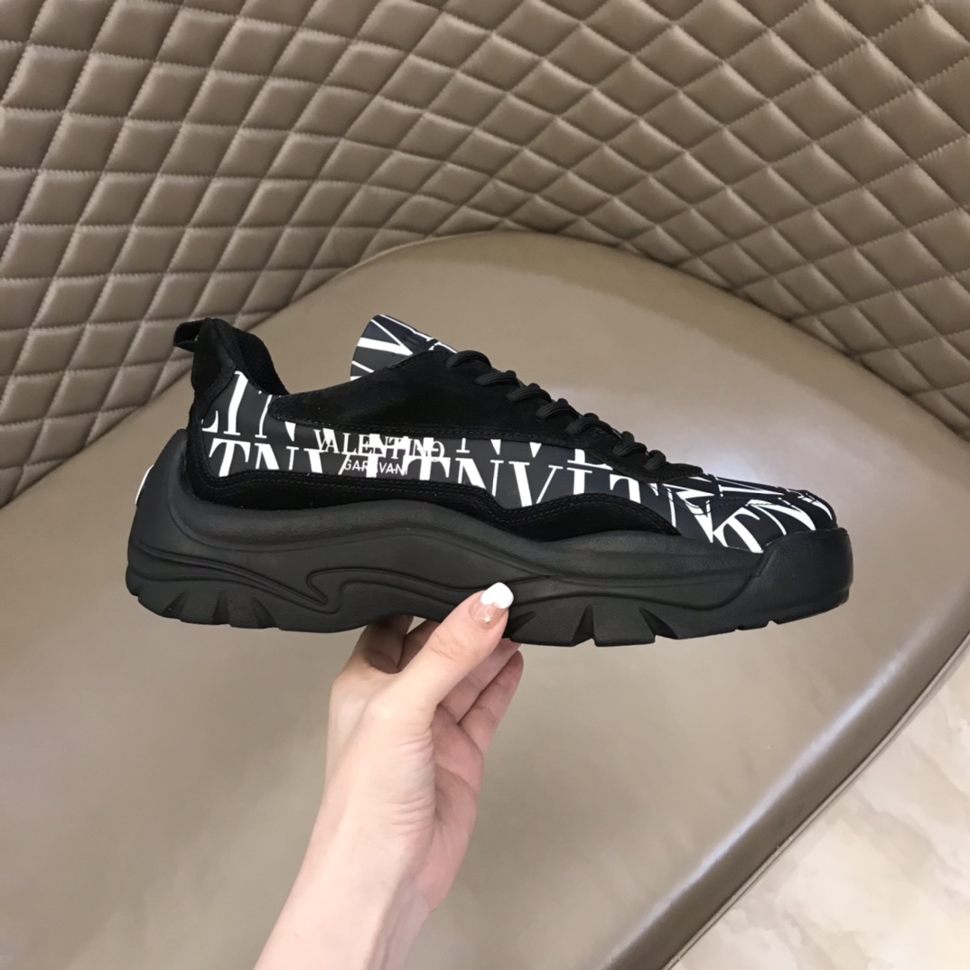 Valentino Garavani Gumboy low-top sneakers 13 - vstockx