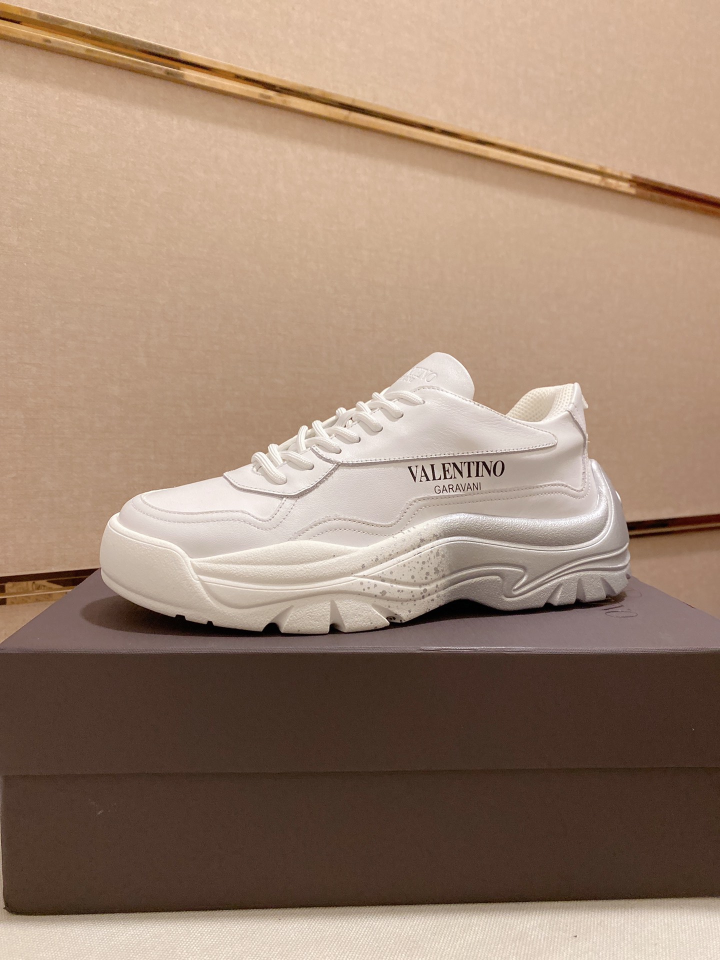 Valentino Garavani Gumboy low-top sneakers 13 - vstockx