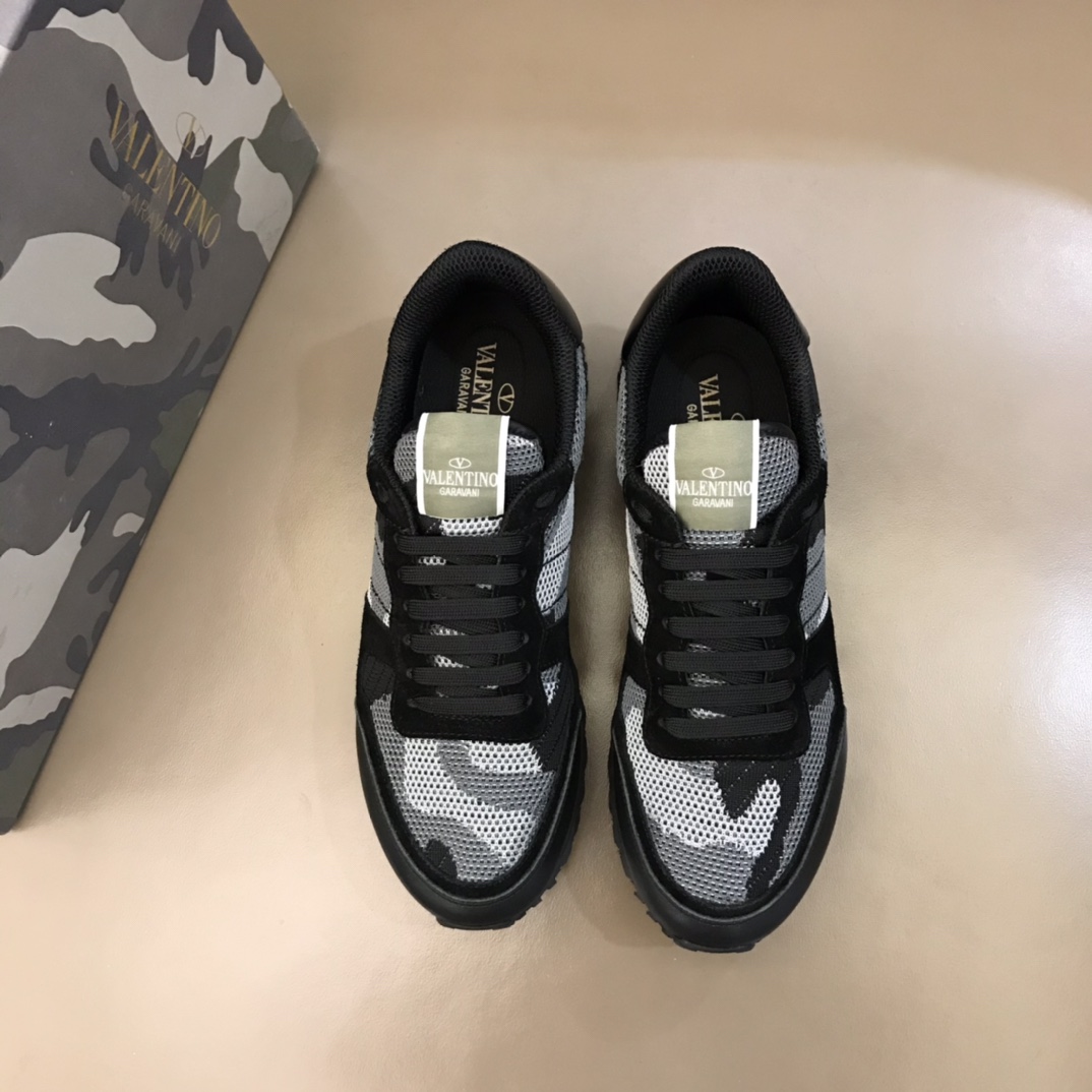 Valentino Garavani Rockstud Rockrunner 26 - vstockx