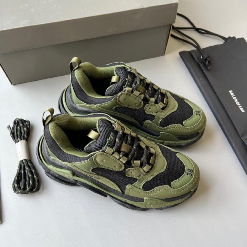 Balenciaga Triple S Dark Green Black - vstockx