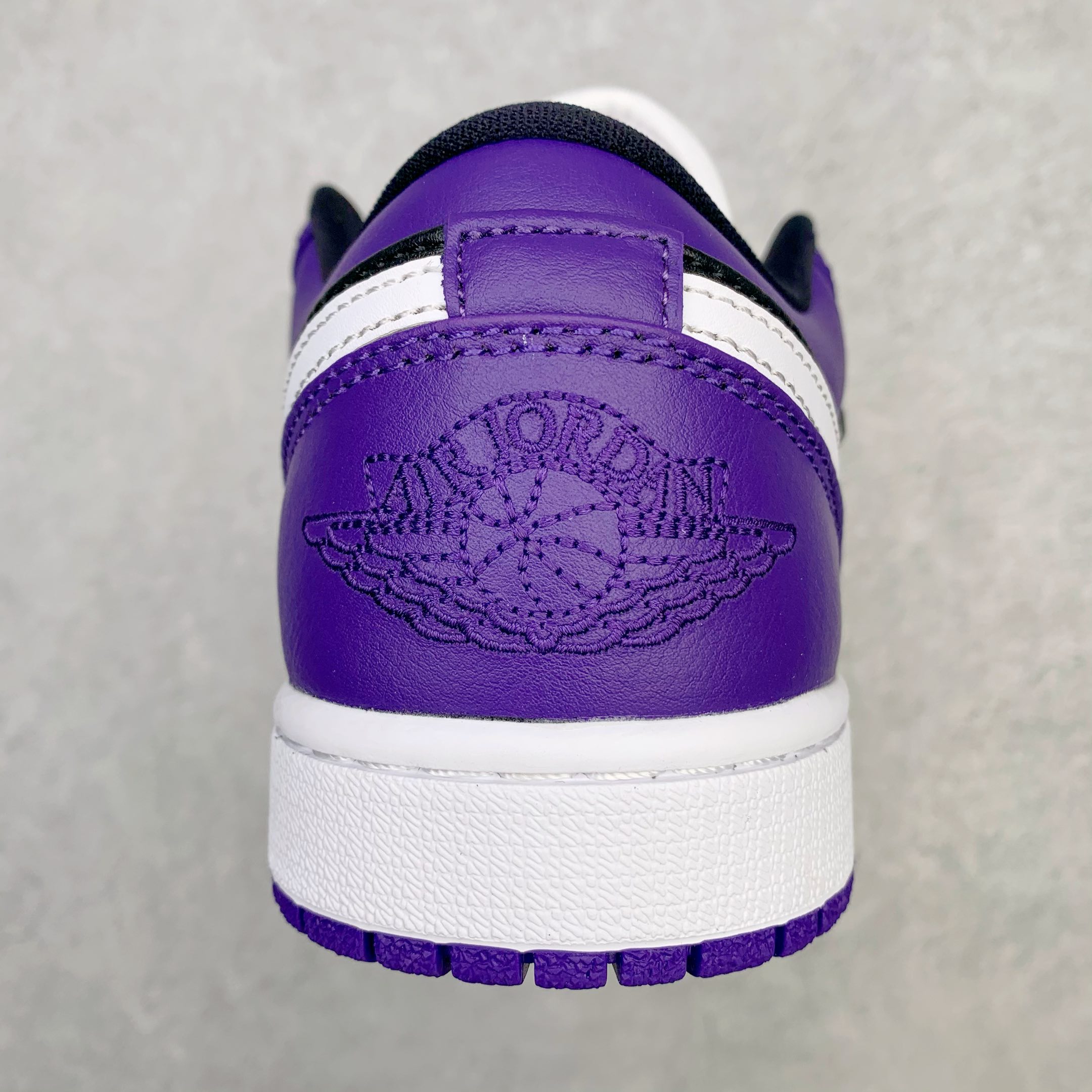 Jordan 1 Low Court Purple Black - vstockx