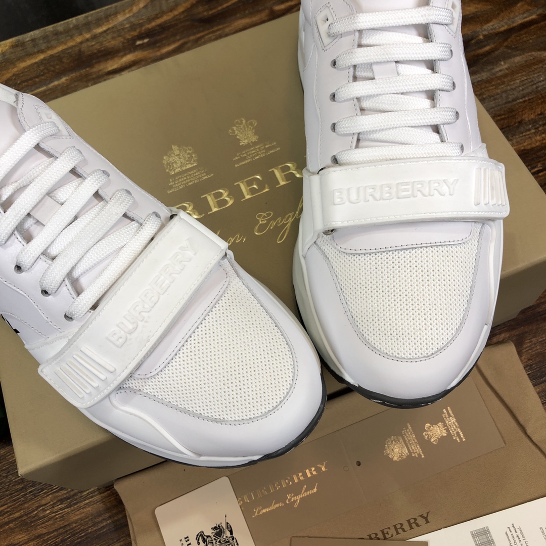 Burberry Vintage Sneaker 24 - vstockx