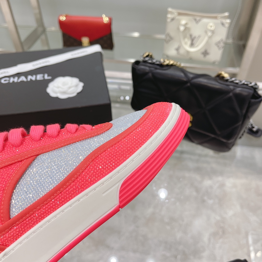 Chanel Low Top Sneaker 48 - vstockx