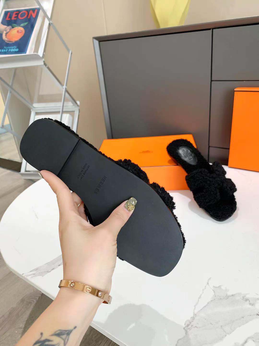 Hermes Sandals 47 - vstockx