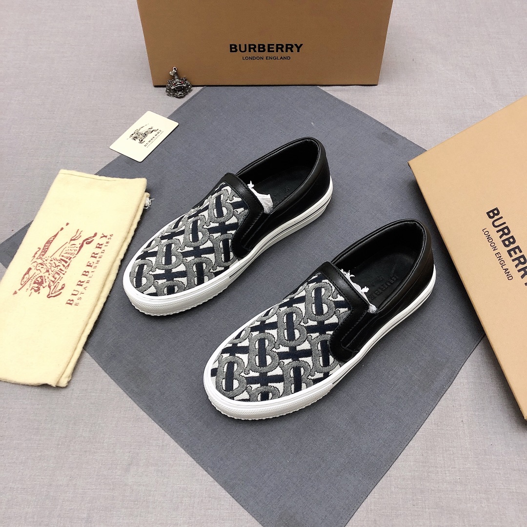 Burberry Perforated Check Sneaker 3 - vstockx