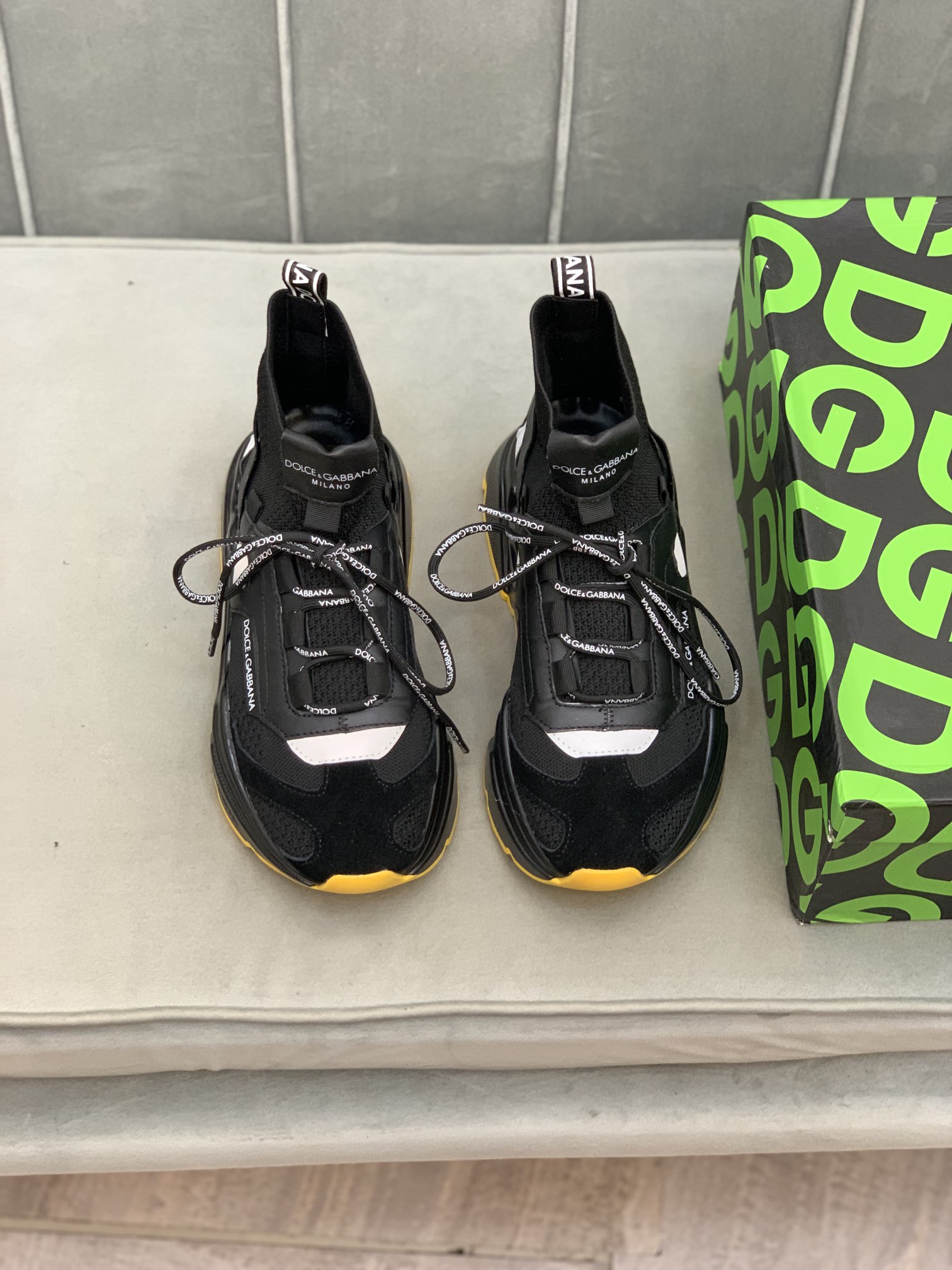 Dolce & Gabbana High-Tops chunky sneakers 2 - vstockx