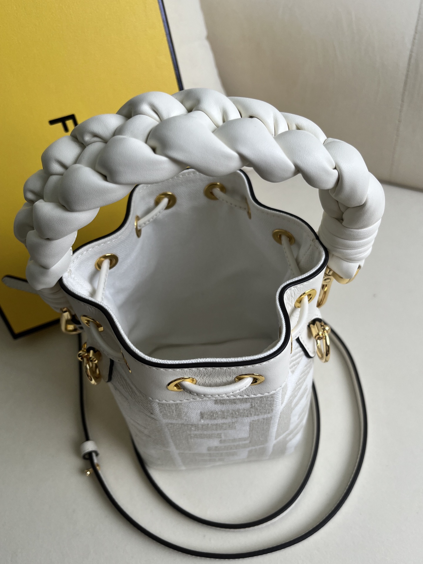 handbags FENDI 038 size:12*18*10cm - vstockx