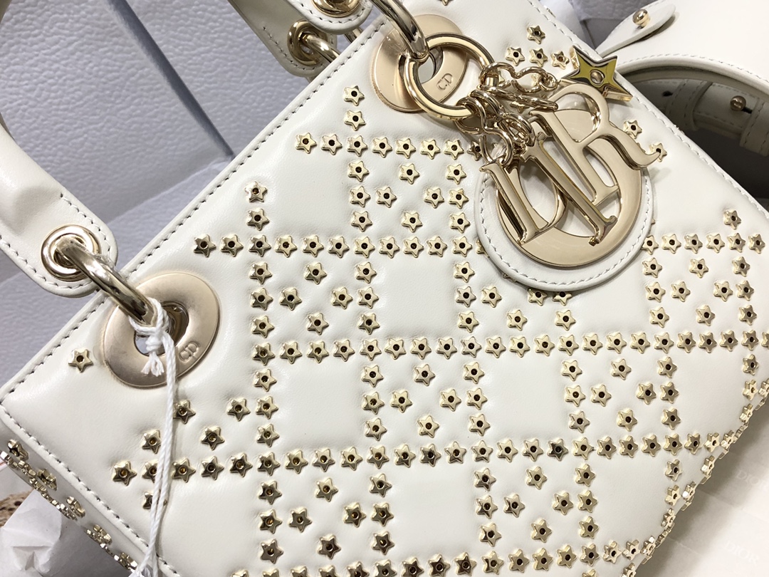 Handbag Dior M0538 size 20 x 16.5 x 8 cm - vstockx