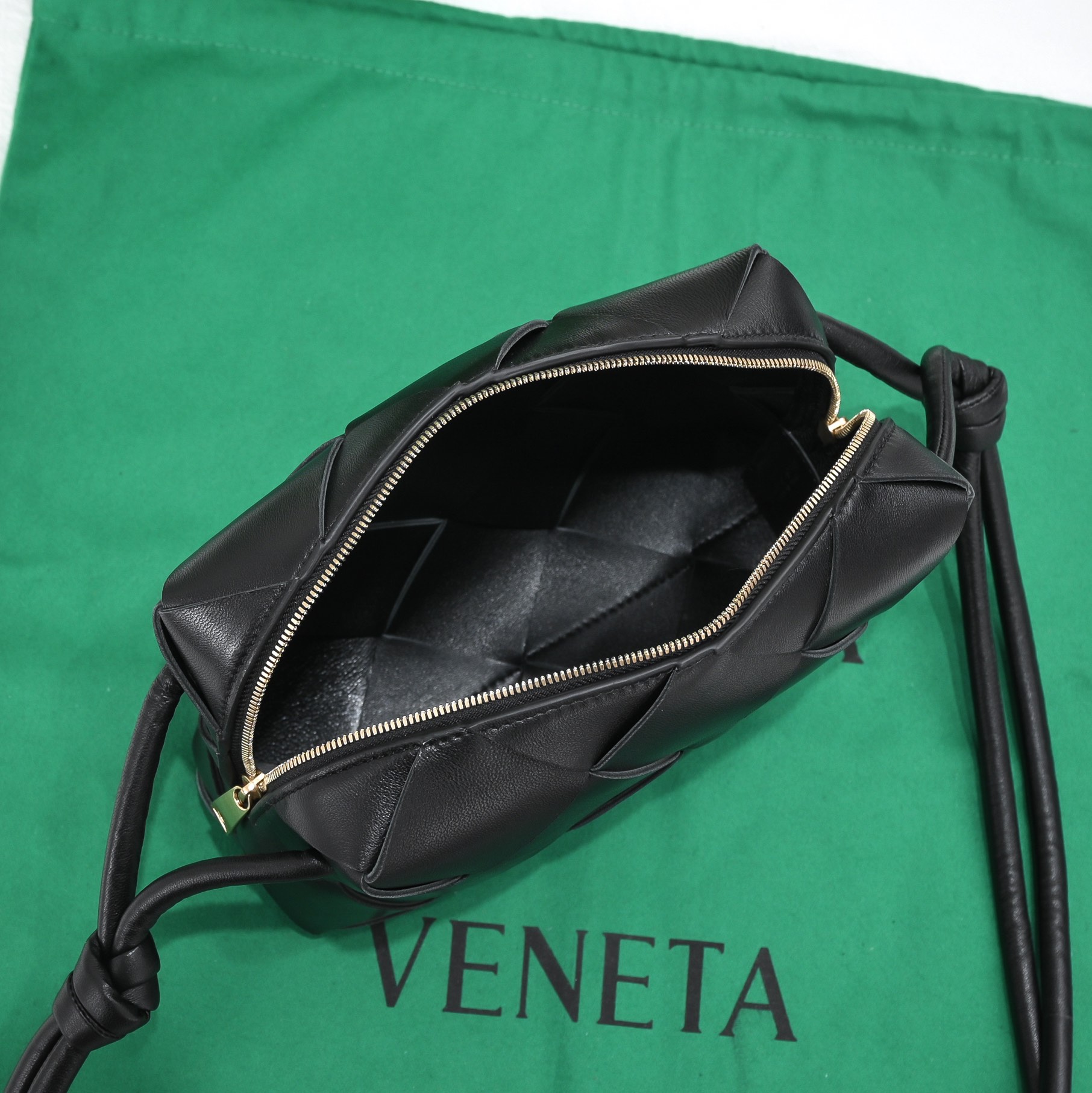 handbags Bottega Veneta 6600# size:28*14*10 - vstockx