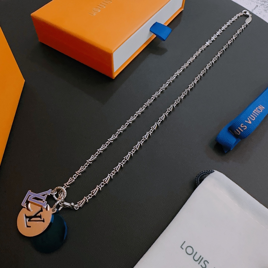 Jewelry Louis Vuitton 372 - vstockx