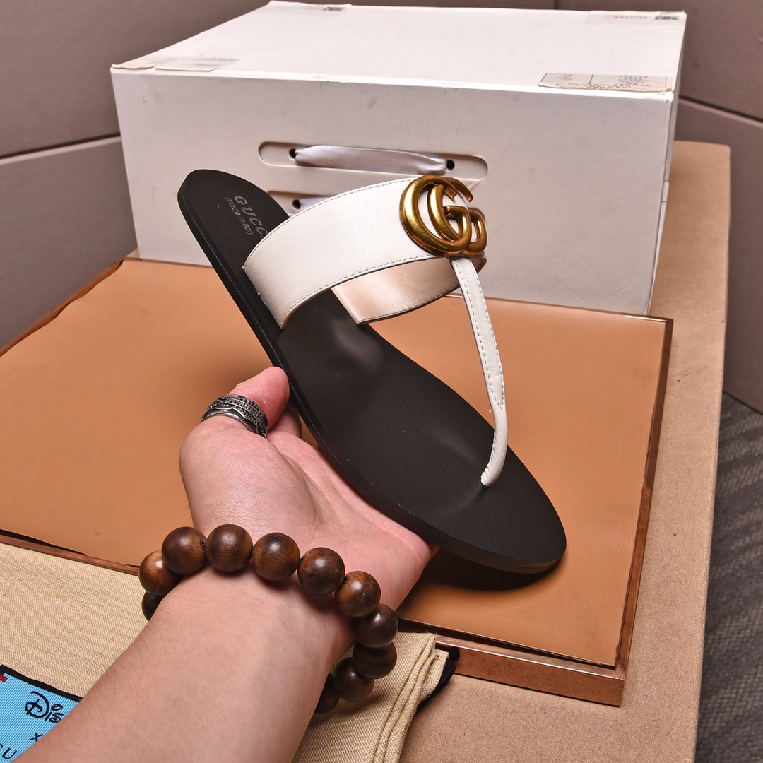 Gucci Slippers 11 - vstockx
