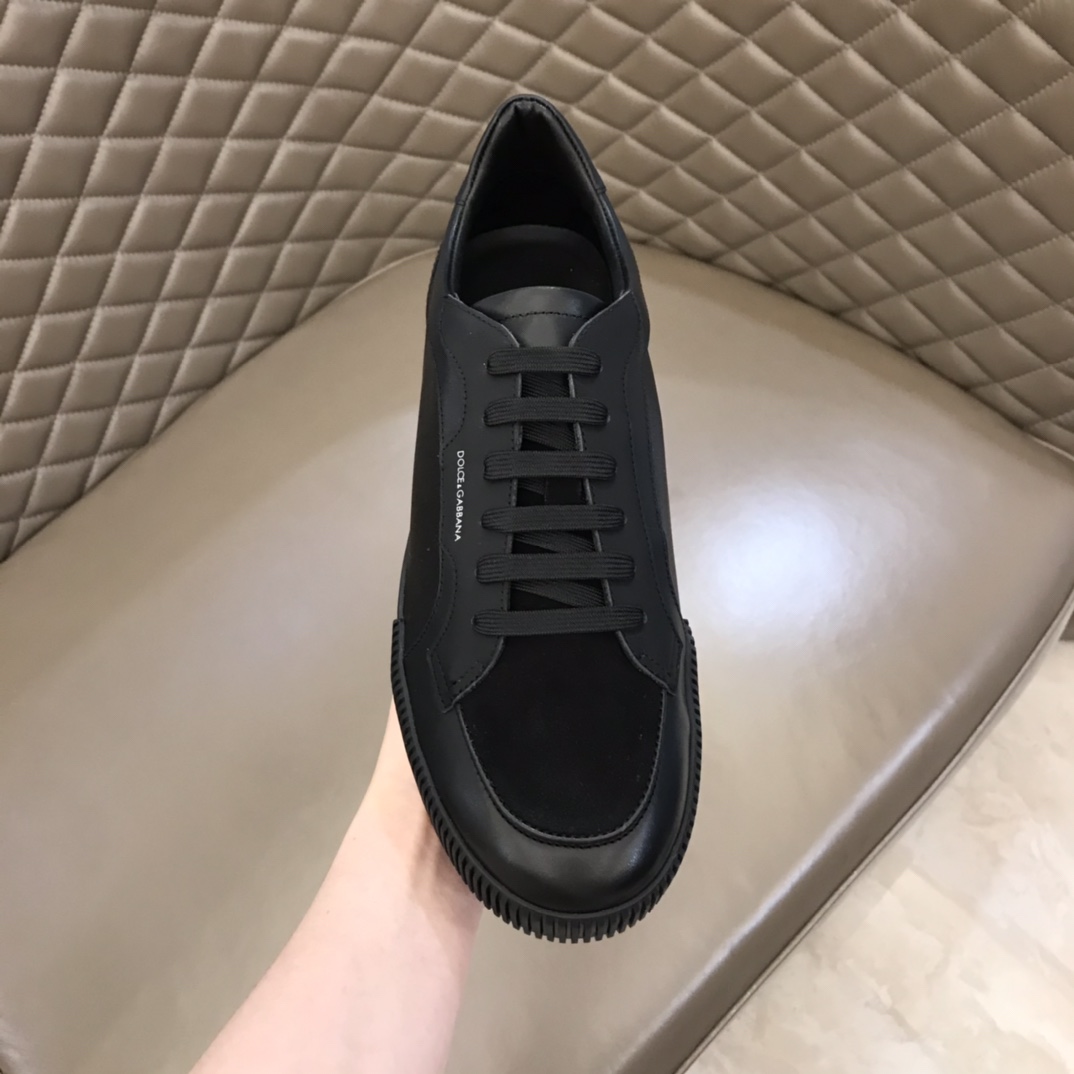 Dolce & Gabbana Low Tops Sneakers 18 - vstockx