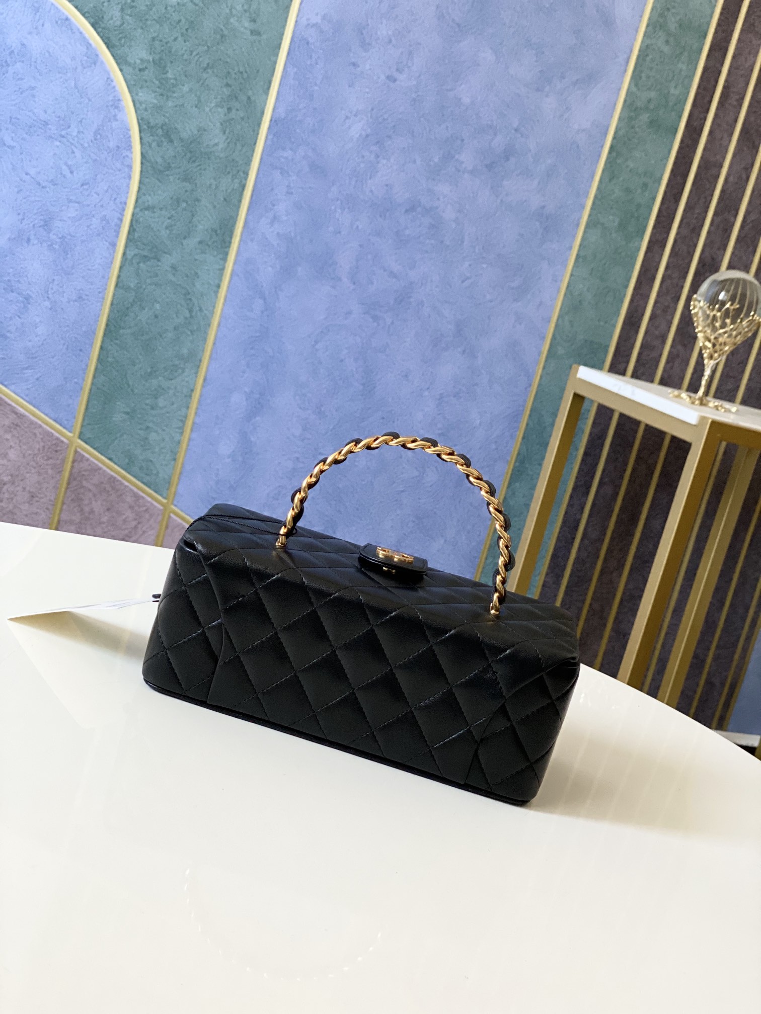 Handbag chanel 01919 size 22 10 8.5 cm - vstockx