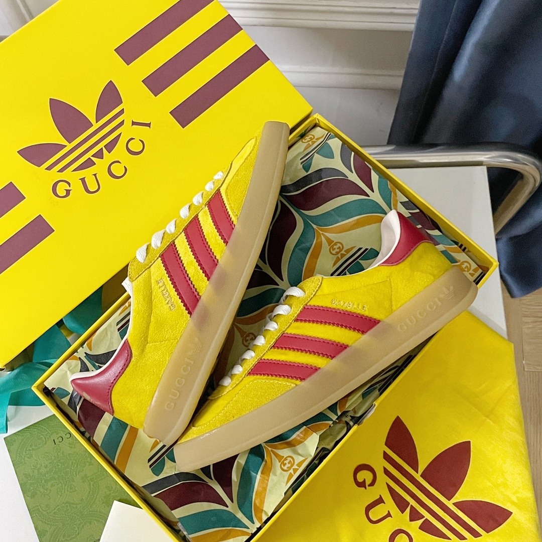 adidas x Gucci Gazelle Sneaker 6 - vstockx