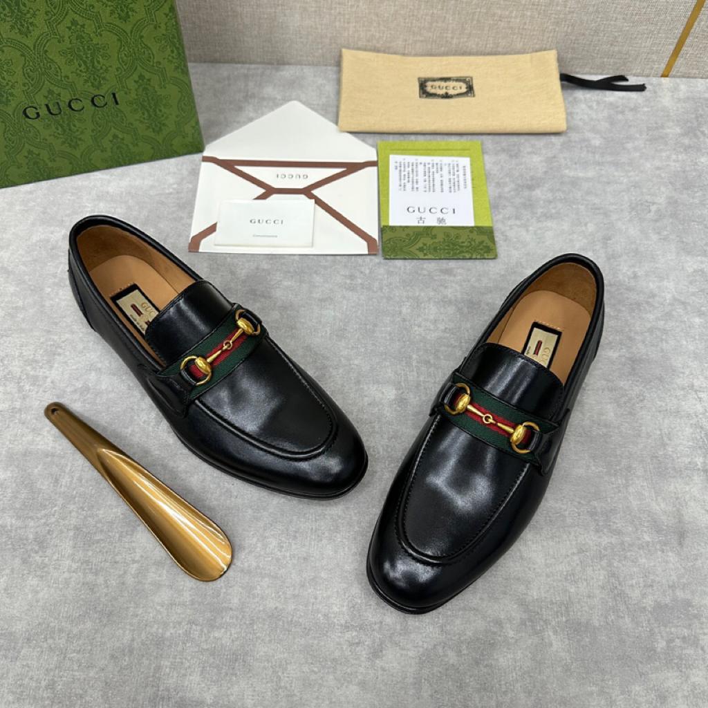 Gucci LOAFER WITH HORSEBIT Black leather - vstockx