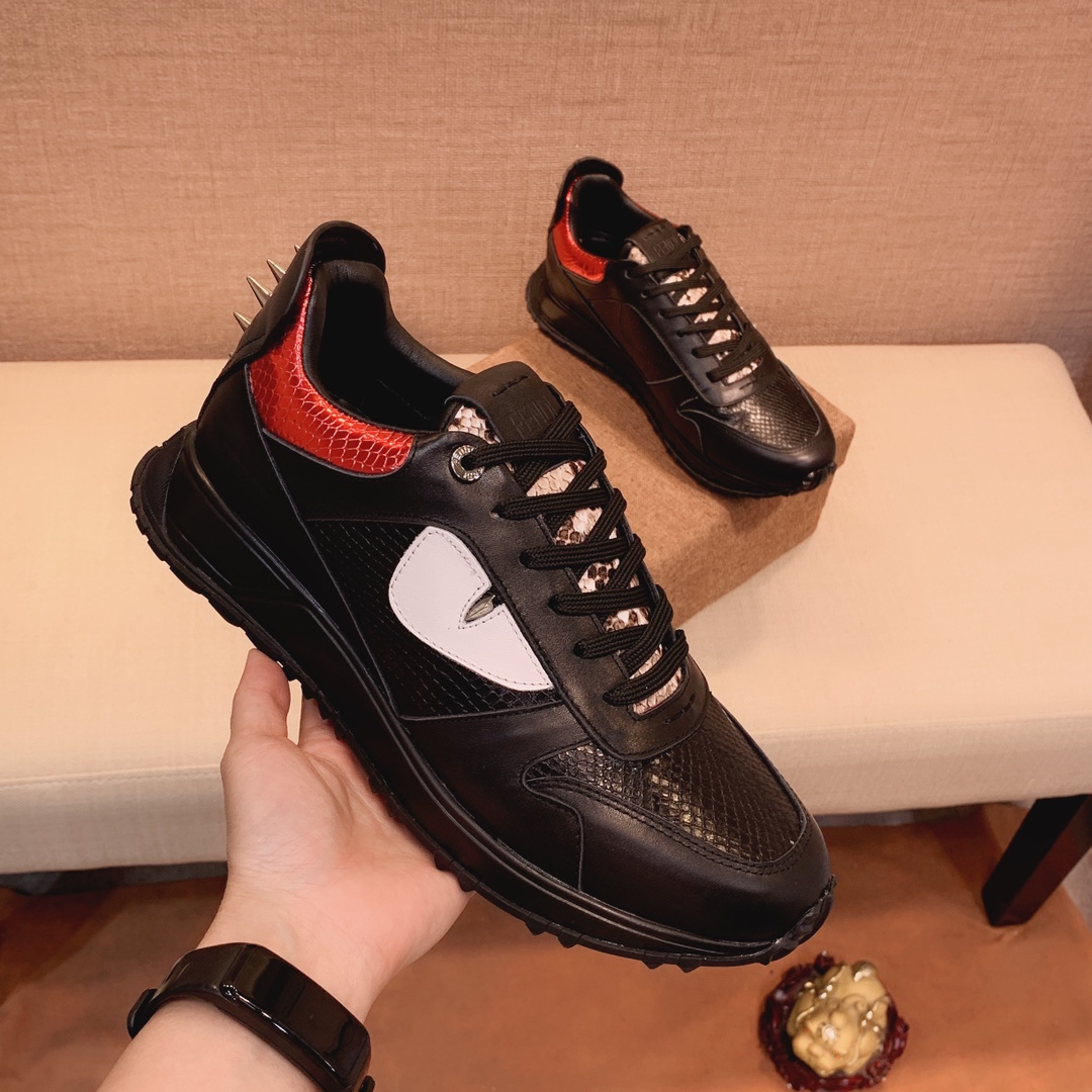 Fendi Low Top Sneakers 15 - vstockx