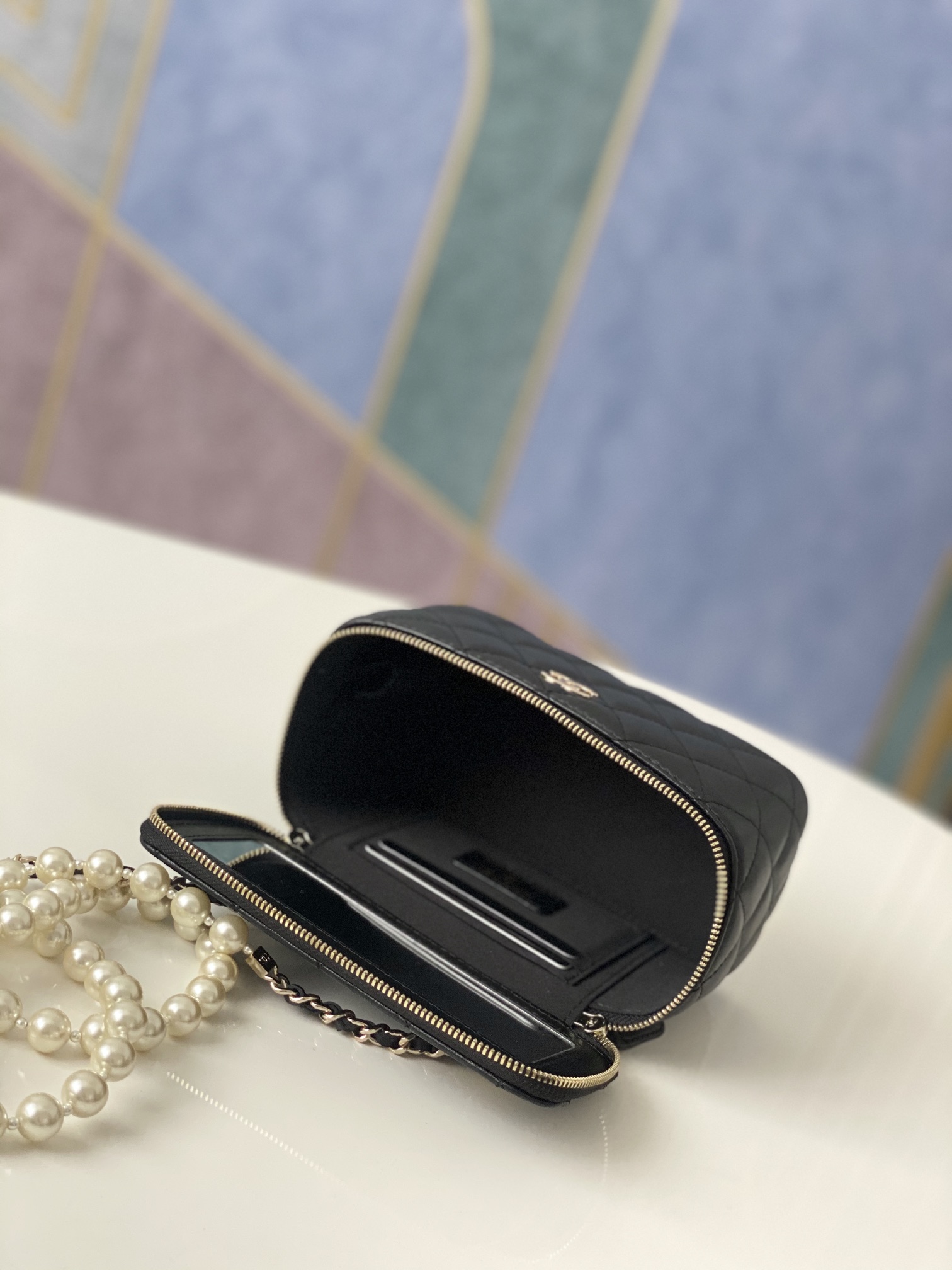 Handbag Chanel 81192 size 9.5-17-8 - vstockx