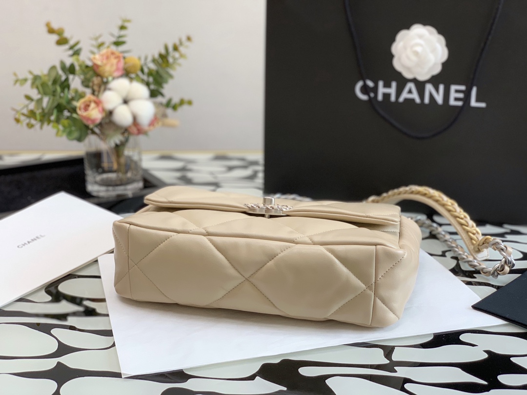 Handbag Chanel size 36 cm - vstockx
