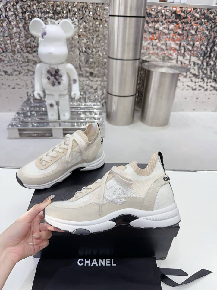 Chanel Trainers Knit & suede calfskin ivory - vstockx
