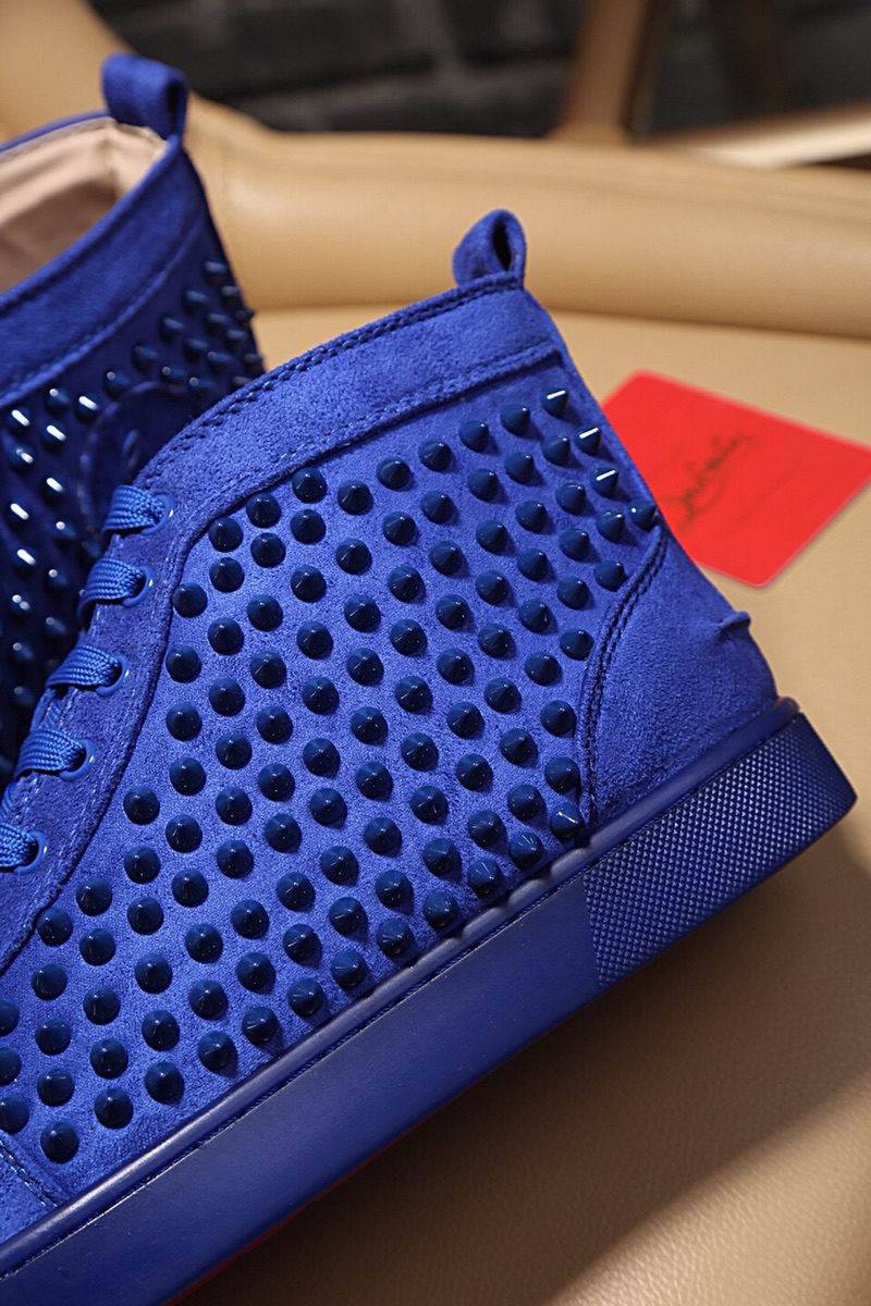 Christian Louboutin Louis Junior Spikes Orlato Flat Sneakers 7 - vstockx
