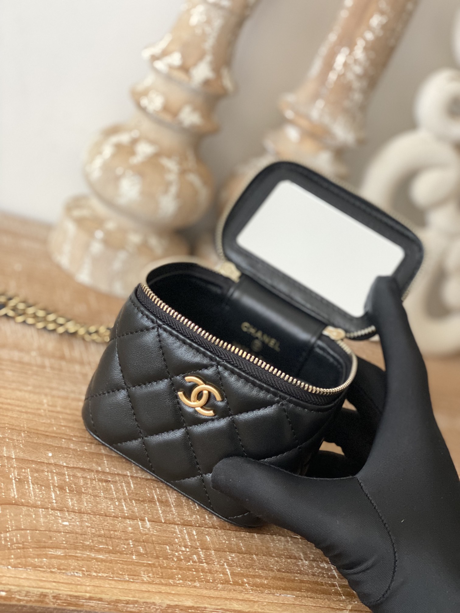 Handbag Chanel 81218 size 11 8.5 7 cm - vstockx