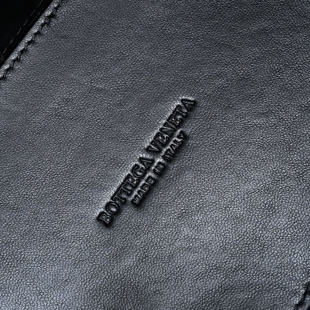 Handbags Bottega Veneta BvWallace 7748# size:22x13x9.5 cm - vstockx