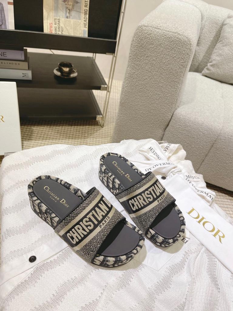 dior shoes 2 - vstockx