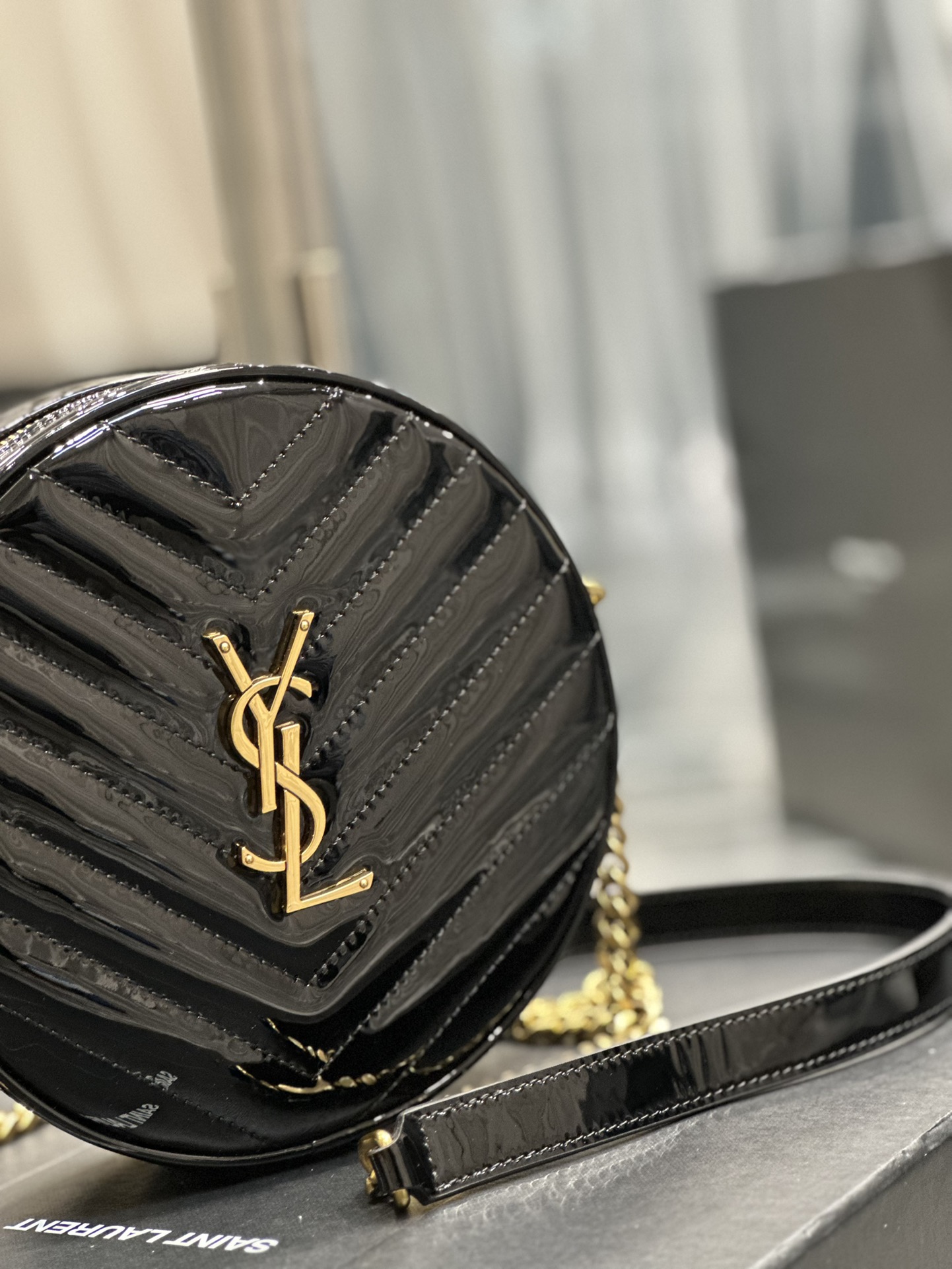Handbags SAINT LAURENT 610436 size 17x17x5.5 cm - vstockx